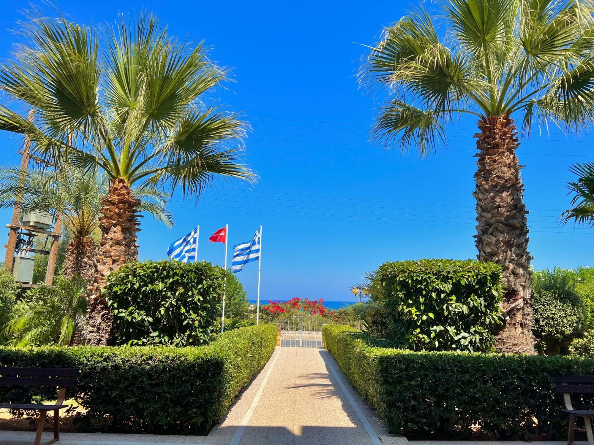 Karteros Hotel Dış mekan fotoğraf