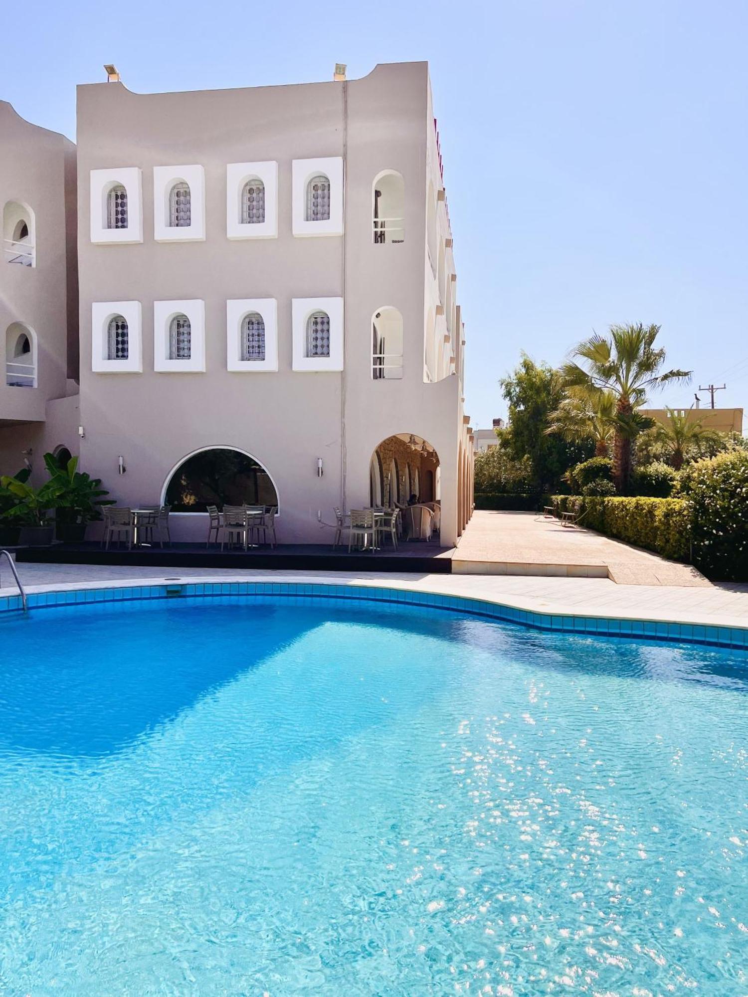 Karteros Hotel Dış mekan fotoğraf