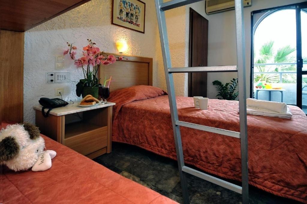 Karteros Hotel Dış mekan fotoğraf