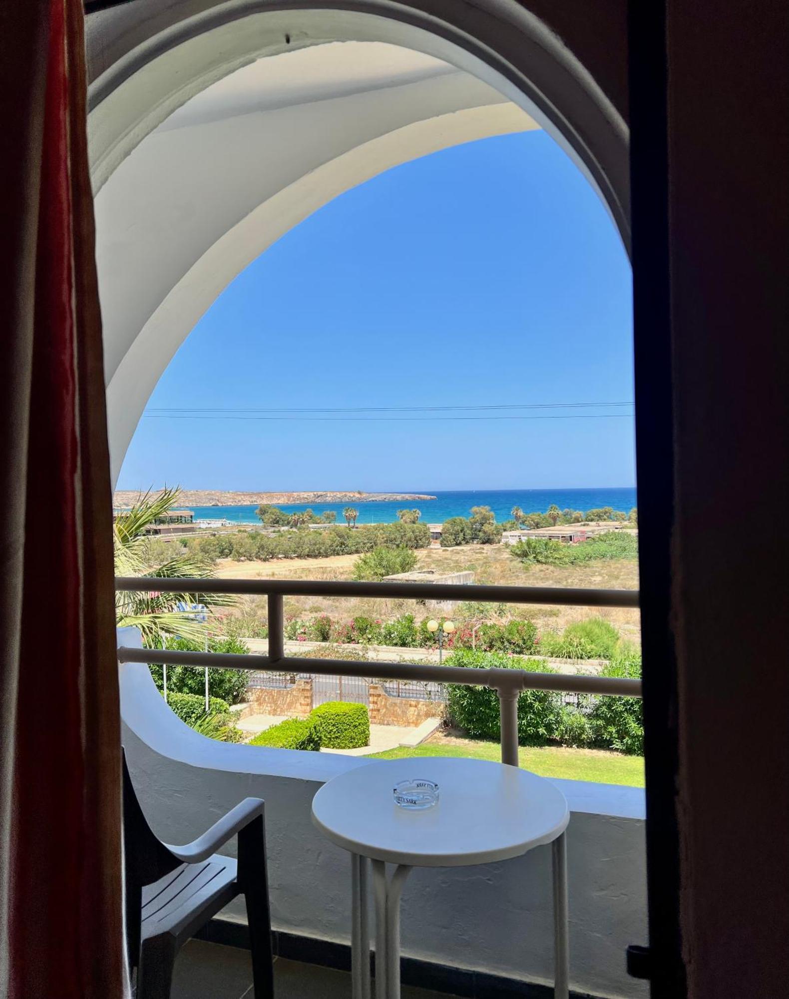 Karteros Hotel Dış mekan fotoğraf