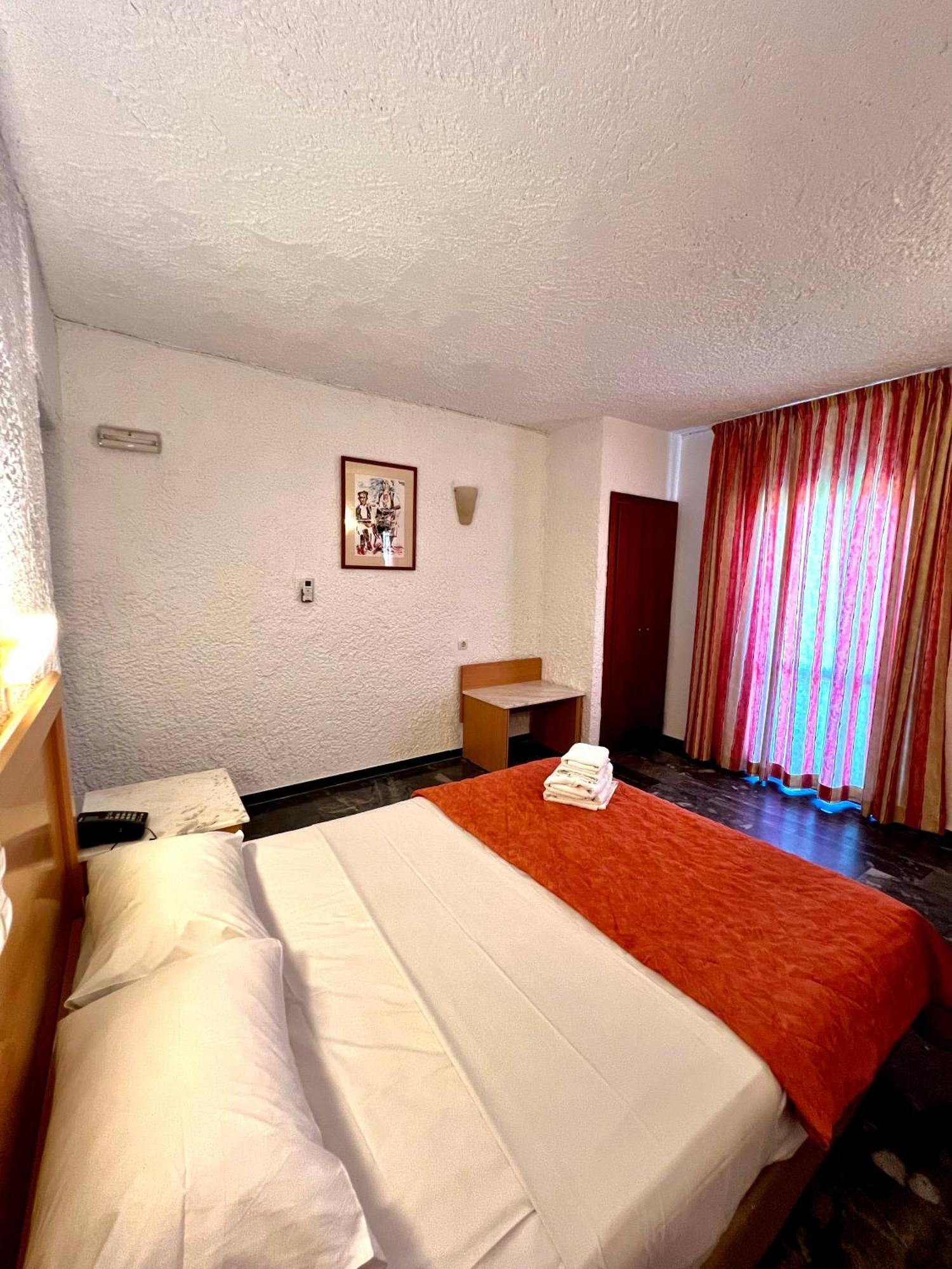 Karteros Hotel Dış mekan fotoğraf