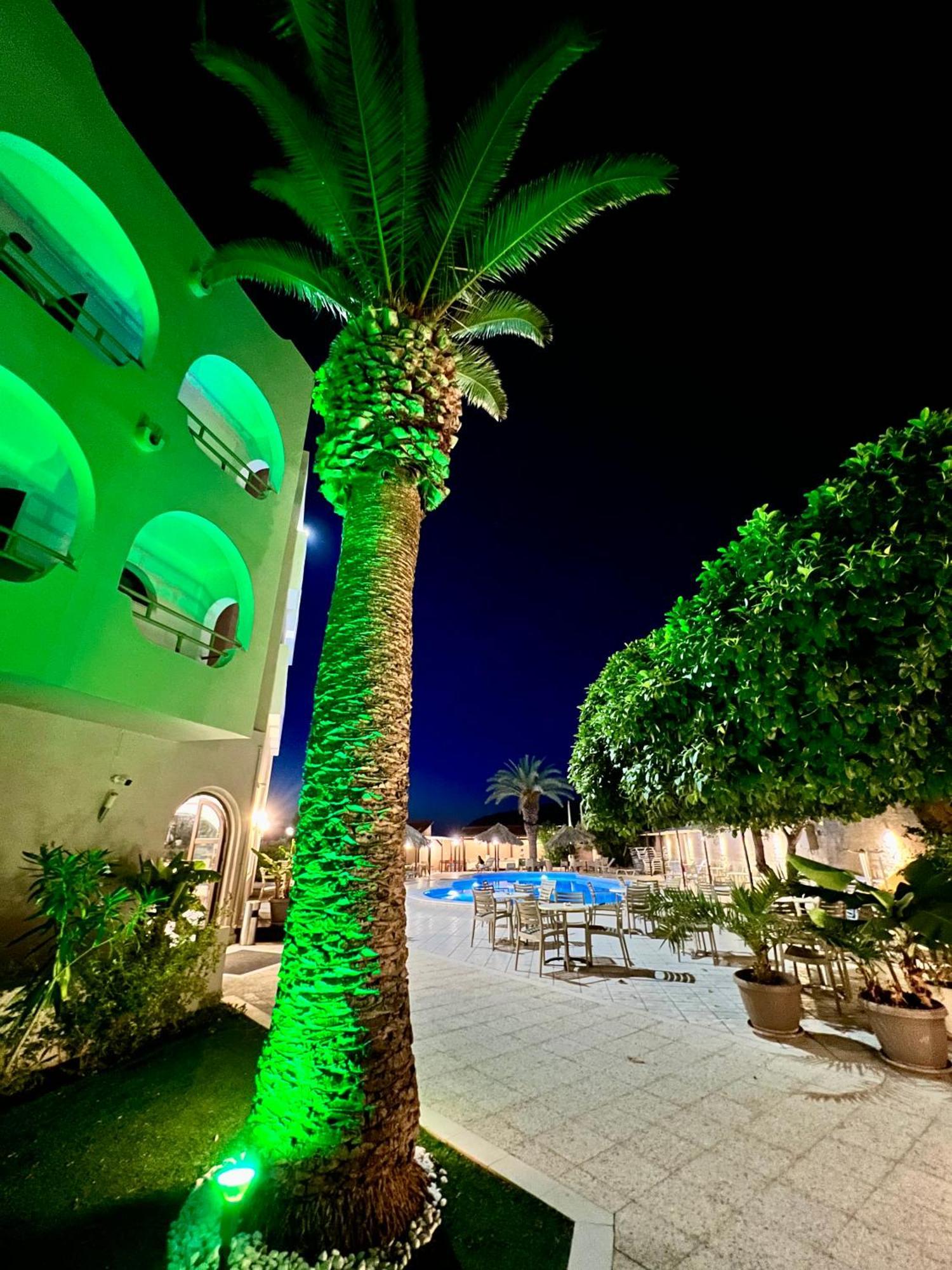 Karteros Hotel Dış mekan fotoğraf